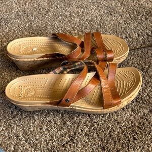 CROCS Women's Brown Strappy Wedge Sandals